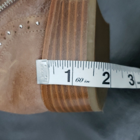 Donald J Pliner Nickki Studded Leather Lace-Up Booties Size 7 - Picture 14 of 15